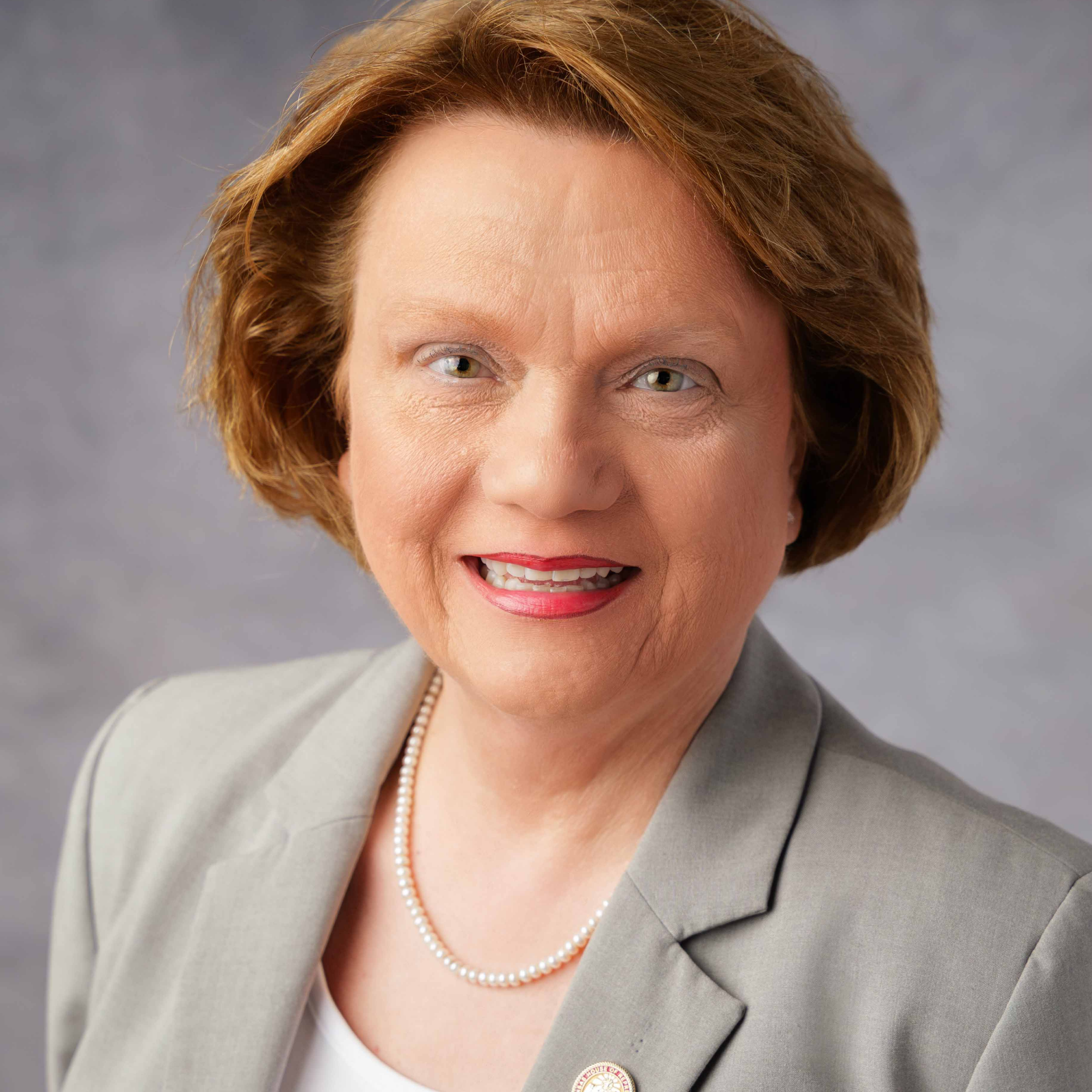 Photo of Representative Carol Dalby