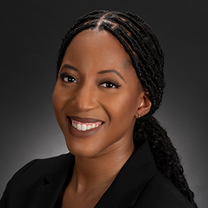 Shayla Dawson headshot